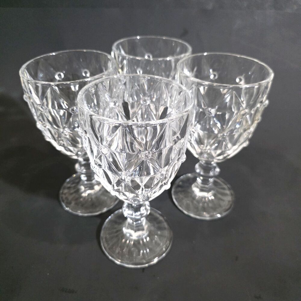 Vittori Diamond cut With Dots crystalline set of 4 Wine glasses 10oz